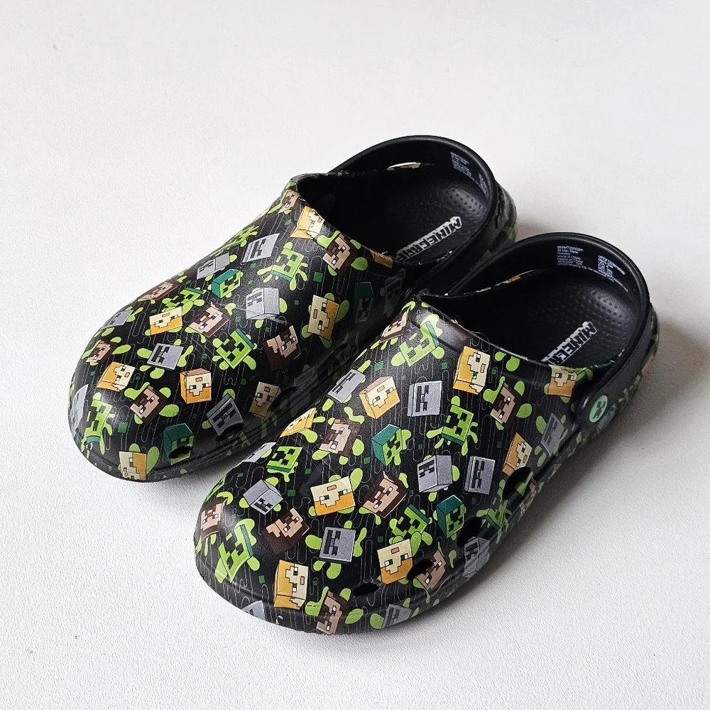 Minecraft Character Print Clogs Men’s Size 6 Black Green Gamer Shoes